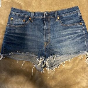 Levi’s 501 denim shorts